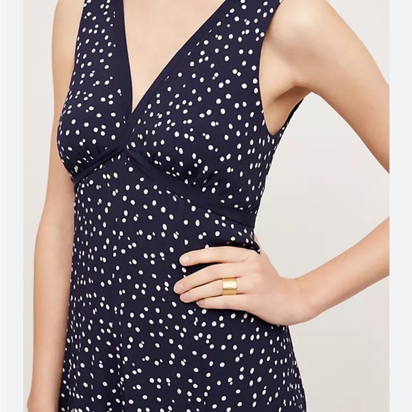 Anthro Tallulah Wide Leg Jumpsuit Navy Polka Dot V Neck Flowy Resort 4 Coastal - Picture 8 of 8